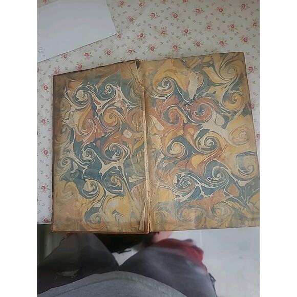 1772 Thomas. Essai sur le caractère, les moeurs et l'esprit des femmes - Picture 4 of 9